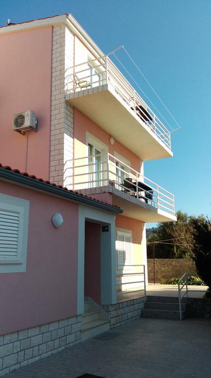 Apartments Marija Primosten Luaran gambar